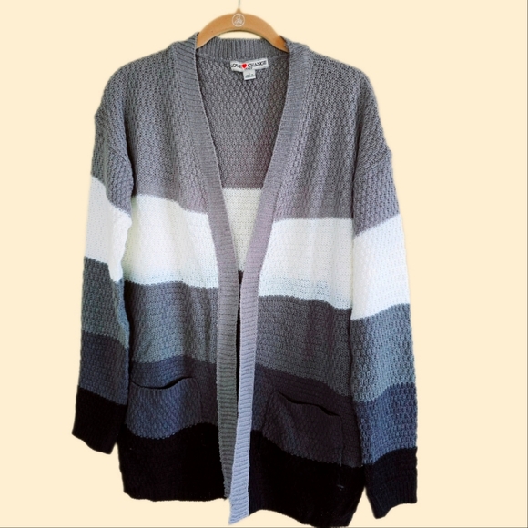 New Love Change Italy Solid Color Block Cardigan with Pockets NWOT - Picture 1 of 4